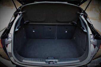 Infiniti QX 30 2.2D 4x4 7 AT Premium AWD, 360° kamera, Merce - 16