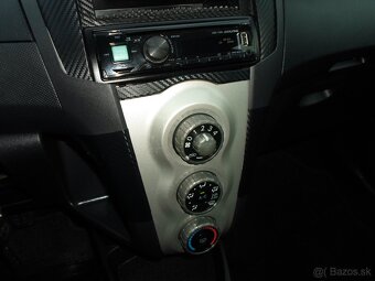 Toyota Yaris 1.3 VVT-I Terra 64kW klima - 16