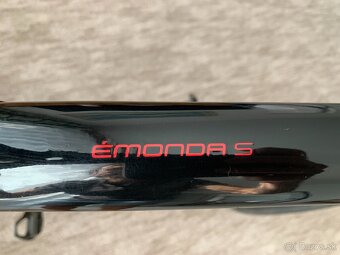 TREK EMONDA S5 ČIERNO ČERVENÁ 58cm Karbon 2017 - 16