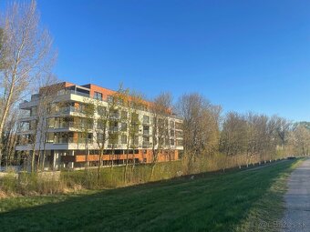 PEKNÁ LOKALITA Na predaj 2-izbový byt s garážou, novostavba, - 16