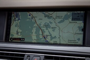 BMW Rad 5 Touring 530d xDrive F11 - 16