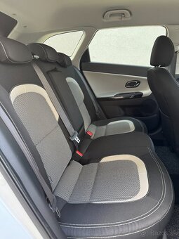 KIA CEED SW, PLATINUM, 1,6 CRDI, 3/2016, 160 150 KM - 16