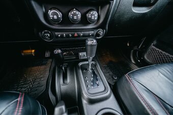Jeep Wrangler Unlimited – 2.8 CRD 147 kW | 89 000 km | TOP - 16