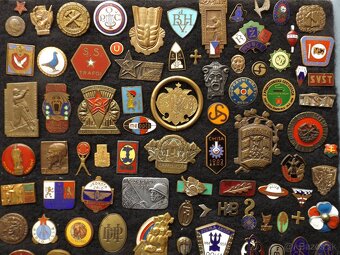 rozličné druhy - odznaky - 16