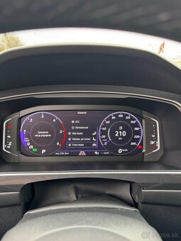 VOLKSWAGEN TIGUAN 2.0 TDI R-LINE DSG VIRTUAL MR2022 - 16