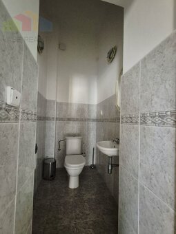 Na prenájom administratívny priestor, 137 m², Jakubovo nám., - 16