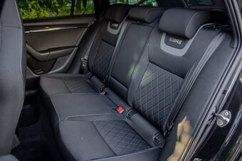 Škoda Octavia combi RS 2.0 TSI - 16