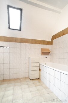 Priestranný 5i rodinný dom, Veľký Folkmar - predaj - 16