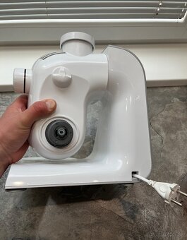 Bosch MUM 54240 Kuchynský robot plus príslušenstvo - 16