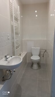 Ponúkame Vám na prenájom zrekonštruované obchodné priestory - 16