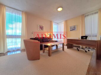 Predáme 6-izbový rodinný dom Kavečany 800m2, dvojgaráž, bazé - 16