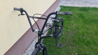 KHE BIKES SILENCER 2022 TOP STAV - 16