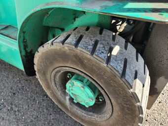 VZV Mitsubishi FD15 plynový, 1350kg, 3.7m, boční posuv - 16