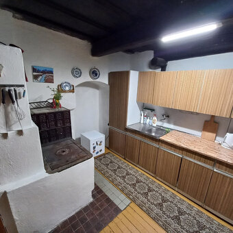 Chata v obci Turecká obklopená lesom - 16