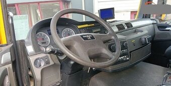 9877 MAN TGS 35.360 - 8x2 – Odtahovka + HR-Hiab 166 E-2  HID - 16