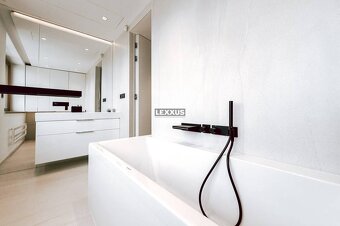 | Penthouse s dvoma terasami na pešej zóne Starého Mesta - 16