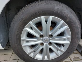 Peugeot 301, 1.2 PureTech Active, r. 2018 - 16