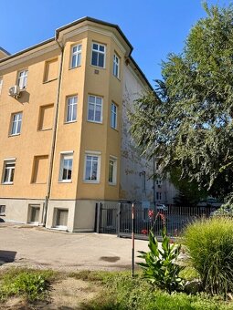 Na prenájom krásny zariadený byt na Medzimlyní - 16