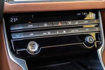 Jaguar XF 3.0D TDV6 Portfolio Auto - 16