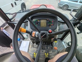Case IH Farmall 100C HI-LO HD - Kolesový traktor - 16