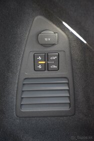 Volkswagen Touareg 4.0 V8 TDI 4Motion - 16