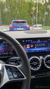 Na prodej Mercedes Benz GLA 200D - 16