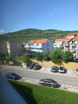 Prenájom 2-izbový byt Svätý Jur - 16