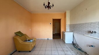 Rodinný dom s pozemkom 681 m2, Kovarce, Topoľčany - 16