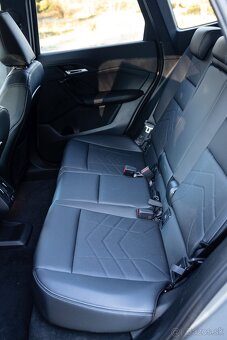 BMW IX1 e Drive20 elektromobil 2024, 9500km - 16