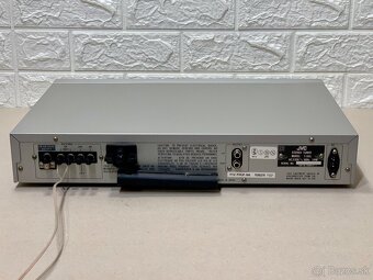 JVC A-X5 …. Stereo zosilovač. JVC T-X6L … stereo tuner - 16