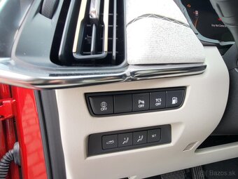 Mazda CX-60 2.5l PHEV TAKUMI ODPOČET DPH - ZĽAVA 30.9% - 16