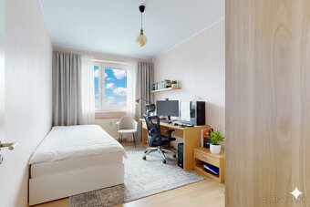 AJ NA INVESTÍCIU Slnečný 3 izbový byt s krásnym výhľadom na - 16