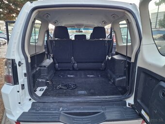 Mitsubishi Pajero 3.2D-ID LWB 4x4 190k A/T 7-Miest. (diesel) - 16