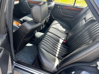 Mercedes-Benz 200 124E - 16