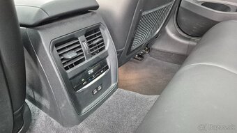 BMW rad 3 320d mHEV xDrive A/T Mpacket Slovenské - 16