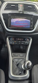 Suzuki SX4 S-cross - 16