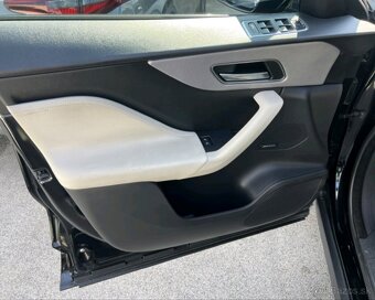 Jaguar f-pace komplet po servise - 16