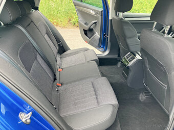 Škoda Superb Combi 2.0 TDI Style Webasto - 16