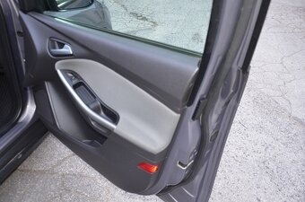 Ford Focus Kombi 1.0 SCTi Trend - 16