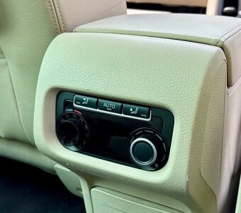 Volkswagen Sharan 2.0 tdi 130kw dsg 6miestny - 16