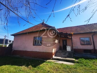 Priestranný rodinný dom Veľké Uherce s pozemkom 1 209 m2 - 16