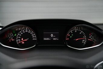 Peugeot 308 2.0 HDi 110kw M6 ALLURE - 16