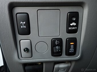 TOYOTA HILUX 2.5 D-4D 4x4 - 2011- 152tis km NAVIJAK-ŤAŽNE- - 16