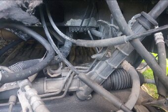 Renault trafic 2024 /25 Vivaro Primastar 1.9dci 74kw díly - 16