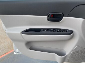 Hyundai Accent 1.4i, 71KW - 16