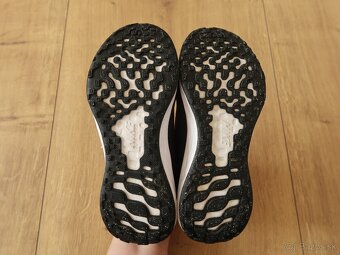 Dievčenské tenisky NIKE č. 30 (19,2 cm) TOP STAV - 16