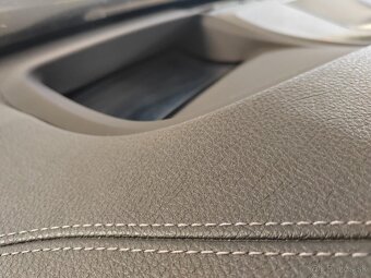 BMW Rad 3 Touring 320i M Sport A/T- s ODPOČTOM DPH  - 16