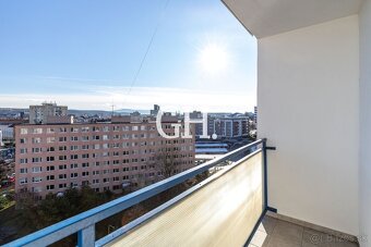 Modrý klenot v centre mesta | KARPATSKÁ - Kuzmányho | 1-izbo - 16