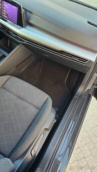 VW Golf Variant, 2.0 TDi, 110 kW, DSG 7, 07/ 2022, Vir. kokp - 16