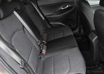 Hyundai i30 1.5 T-GDI MHEV, ČR,1.MAJ. 117 kw - 16